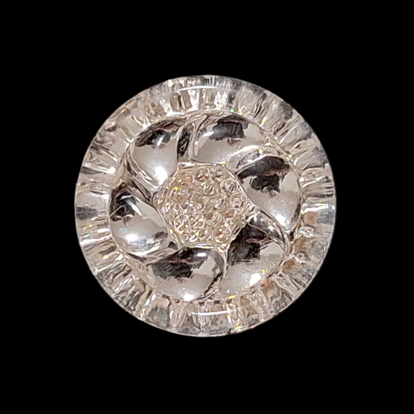 Mirrored glass button with swirl design, 23mm