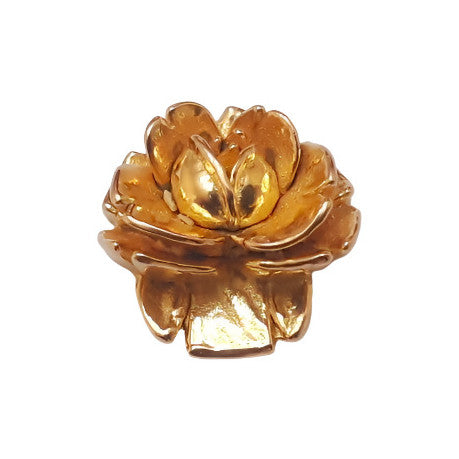Rose plastic flat back metalized in gold color. 15mm