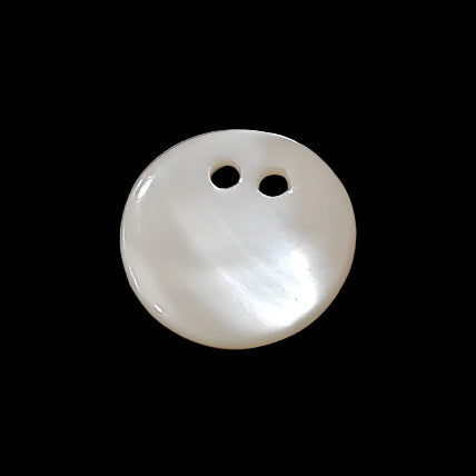 Ocean pearl shell sequin, 13mm/20L, round 2-hole form with natural nacre sheen.