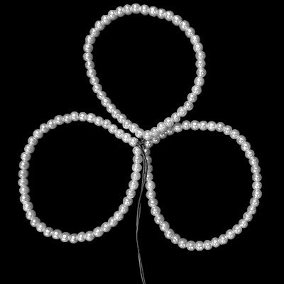 Clover-shaped pearl beaded wire ornament with wire stem, 80 mm