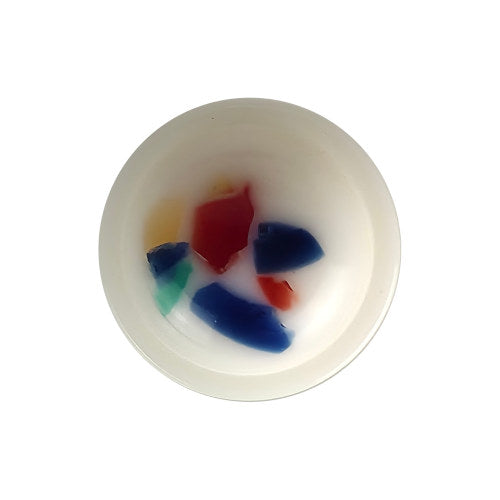 White plastic button with multicolor confetti specks and a domed shape in size 15mm/24L.
